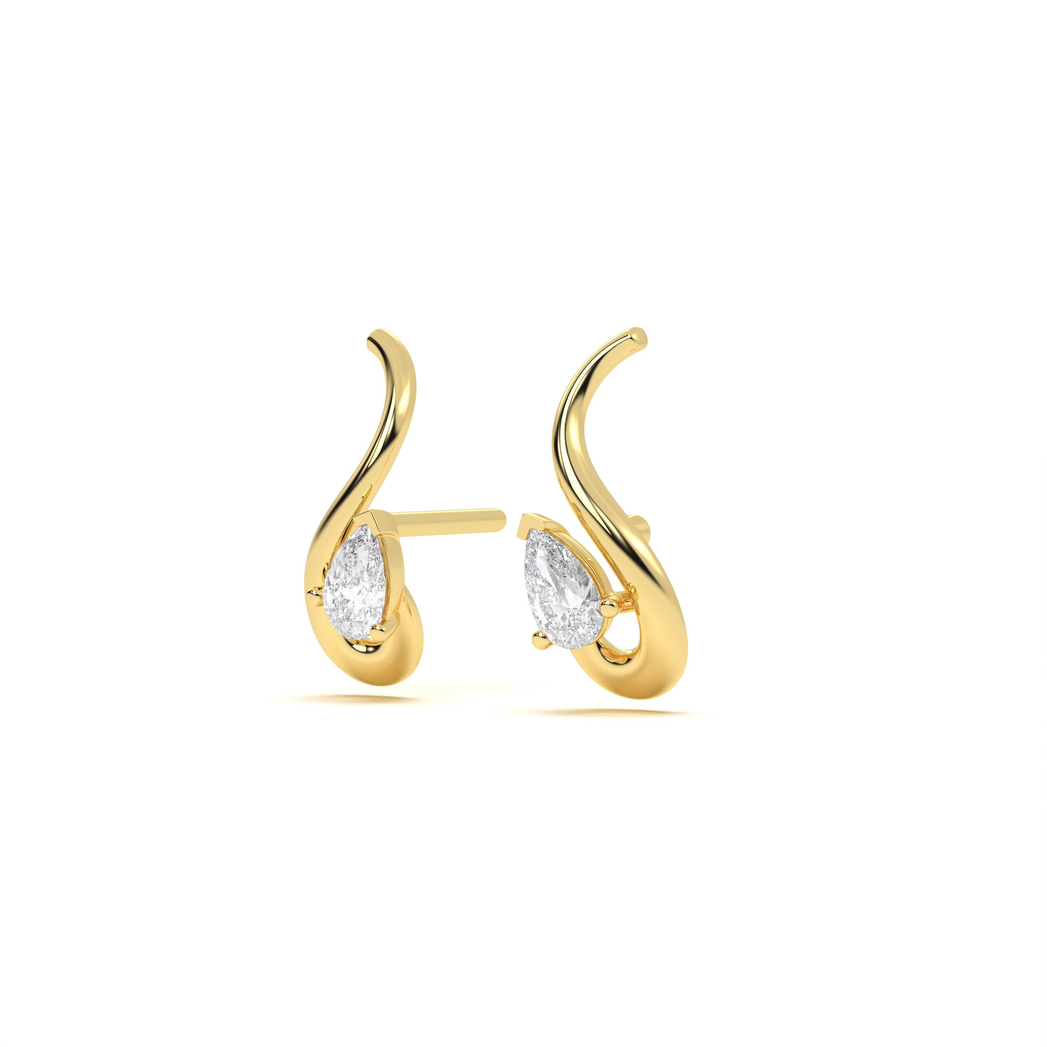 Clam Diamond Leher Studs