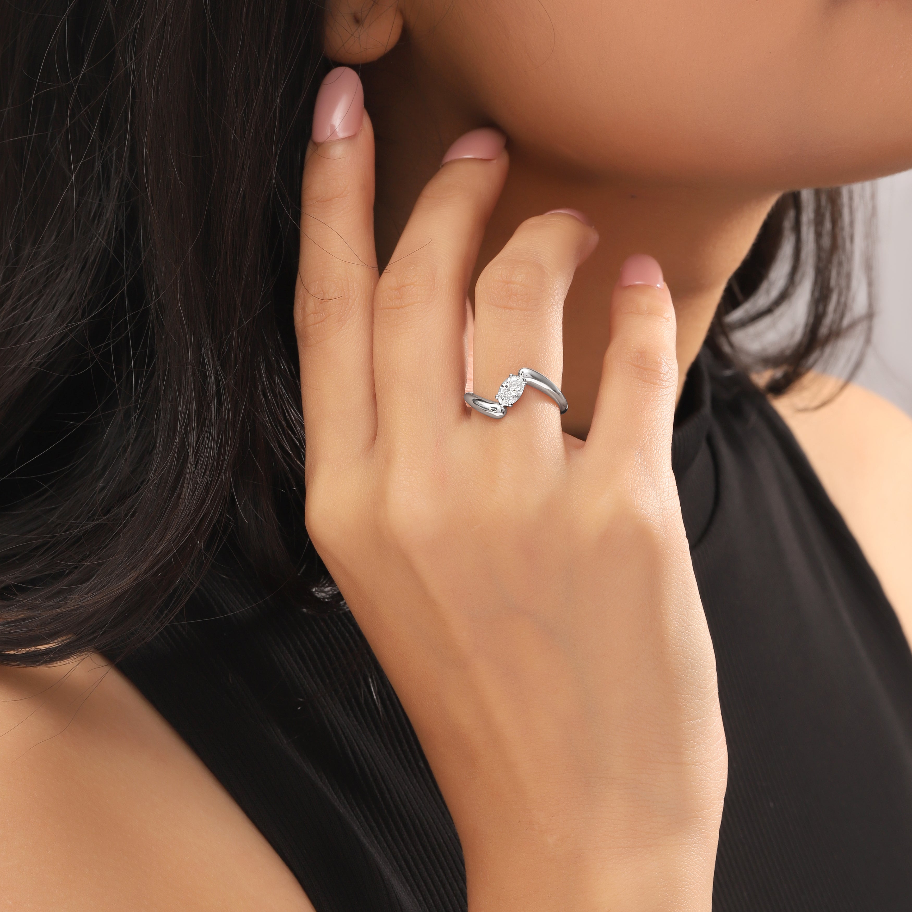 Oval Leher Diamond Ring